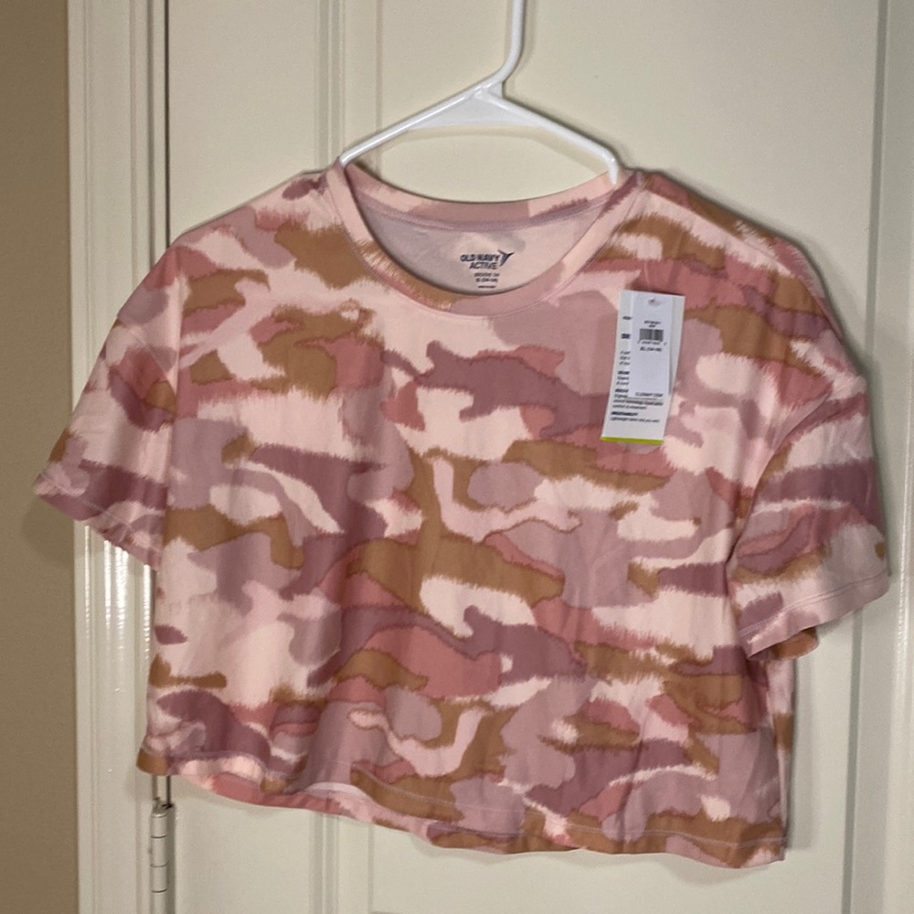 Old Navy girls active crop. Size XL (14-16).